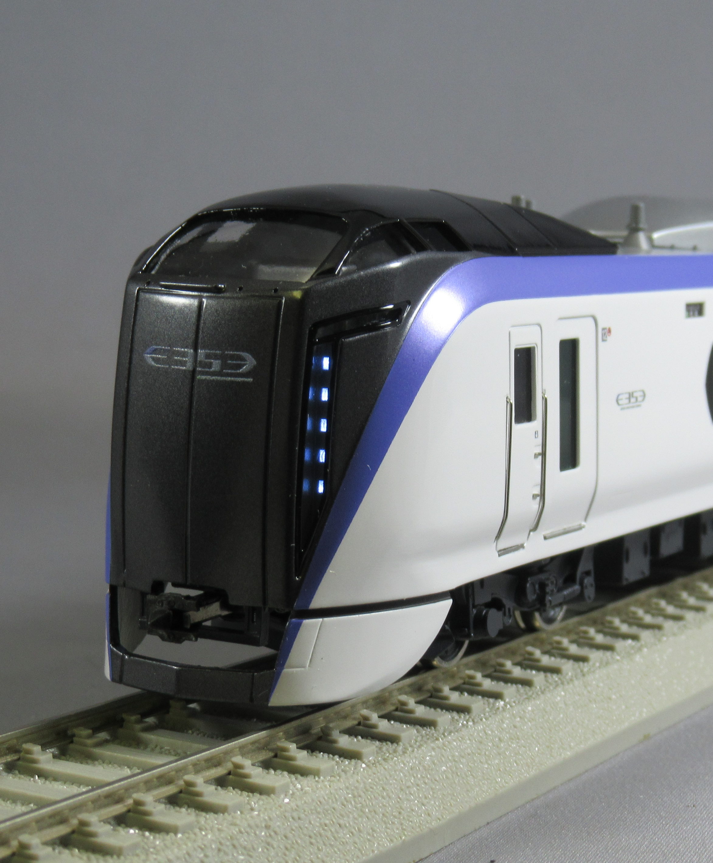 JR東日本E353系「スーパーあずさ」“匠シリーズリニューアルパッケージ” - 鉄道模型の総合メーカー 株式会社エンドウ