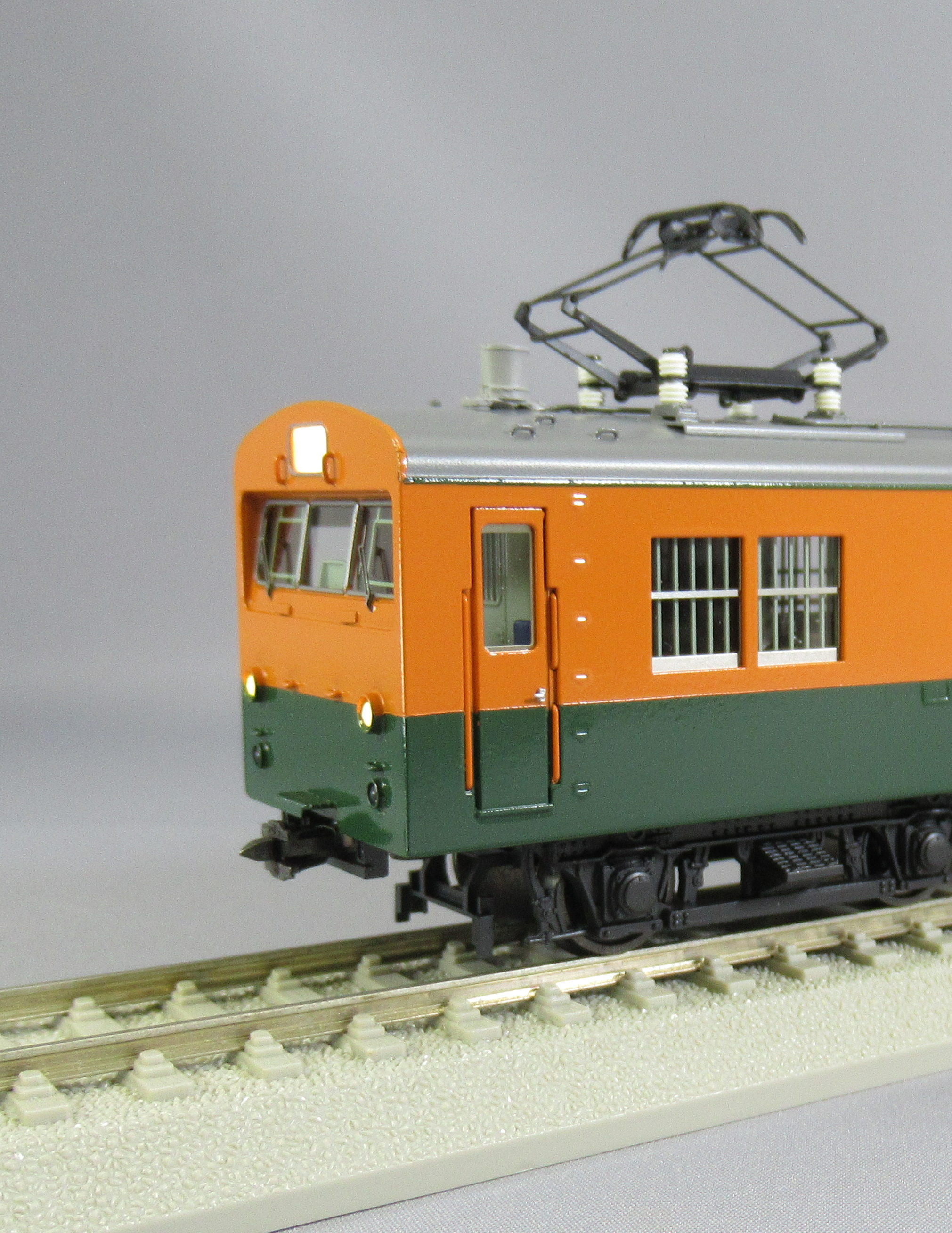 モデル８ ＪＲ西日本 クモハ８４形電車 車体キット未使用品 - 鉄道模型