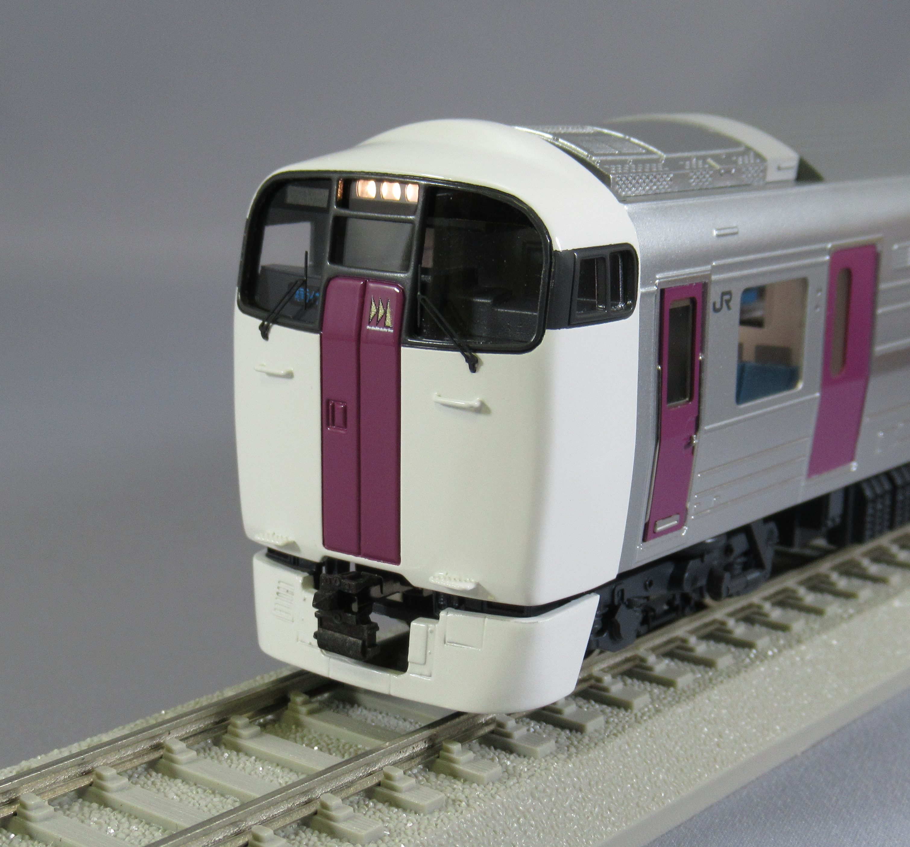 JR東日本215系 「匠シリーズ」 - 鉄道模型の総合メーカー 株式会社エンドウ