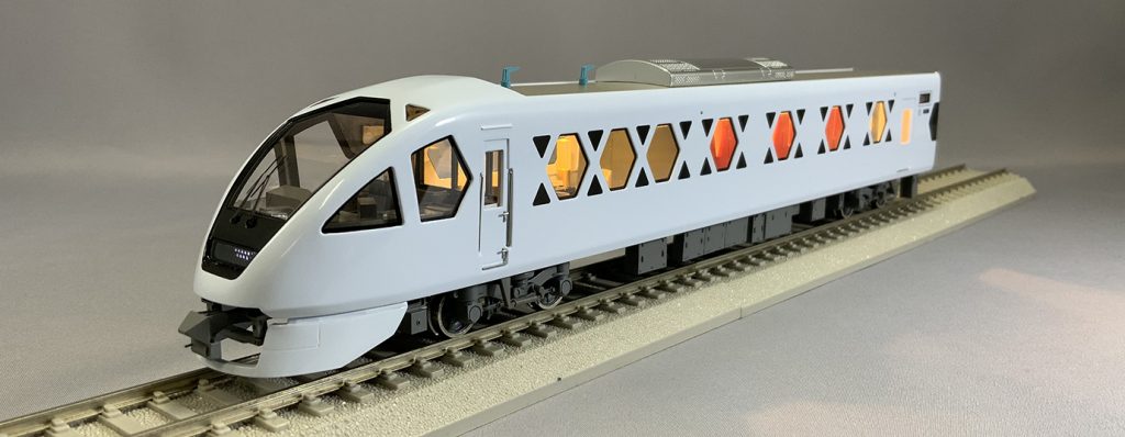 東武鉄道　N100系　スペーシアX　「匠シリーズ」